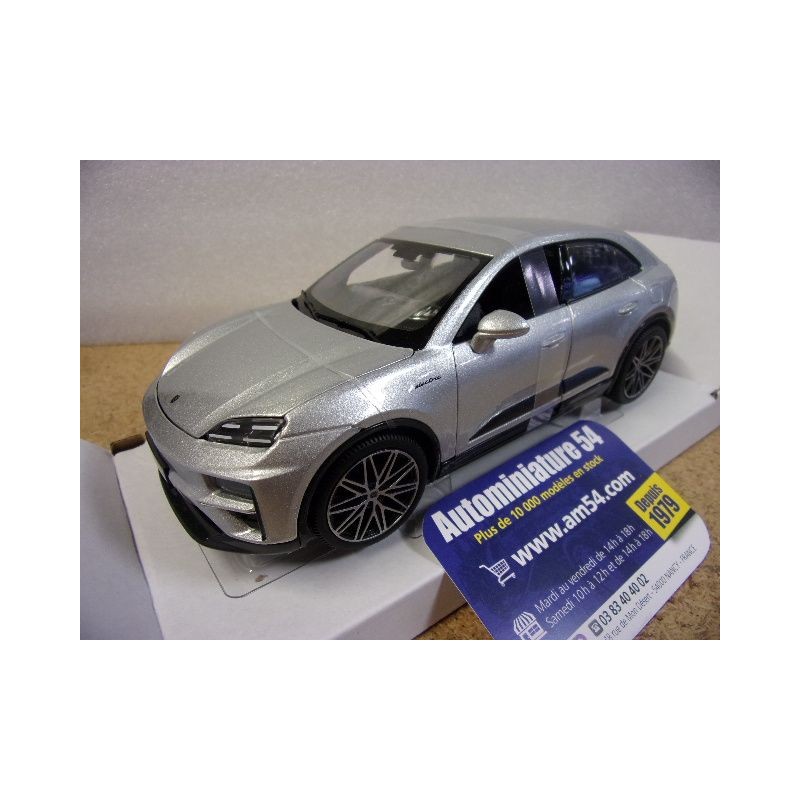 Porsche Macan Turbo Electric Silver 18-21114SL Bburago