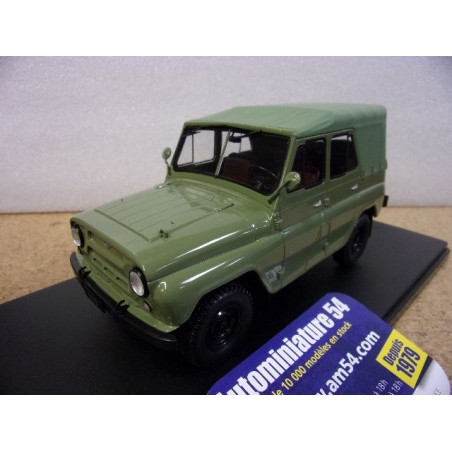 UAZ 469 green WB124263 WhiteBox