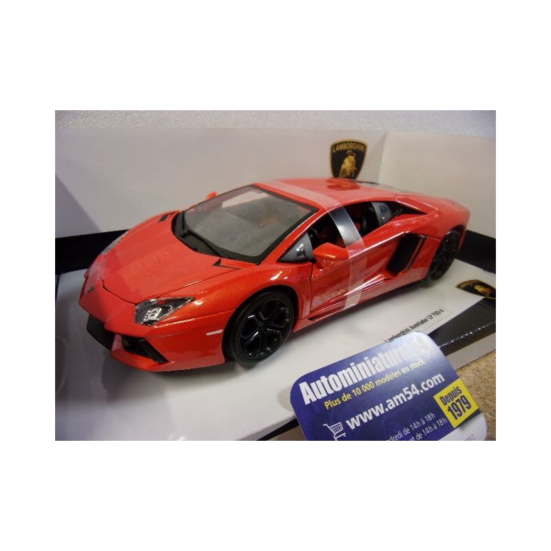 Lamborghini Aventador LP 700-4 Orange 18-11033O Bburago