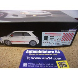 Fiat 500 Abarth 2008 n°3674 Italeri by Fujimi Maquette