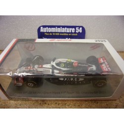 2025 MoneyGram Haas VF25 n°87 Olie Bearman 8th Chinese GP S9587 Spark Model