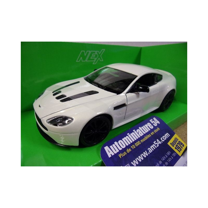 Aston Martin Vantage White 241329WW Welly