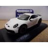 Porsche 911 - 992 Dakar White 410062070 Minichamps