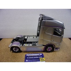Volvo FH Globetrotter XL Silver Purple 2023 S2400105 Solido 1/24