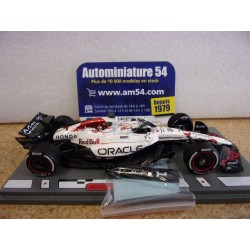 2025 Red Bull Honda RB21 n°1 Max Verstappen 1st winner Japanese GP S9594 Spark Model