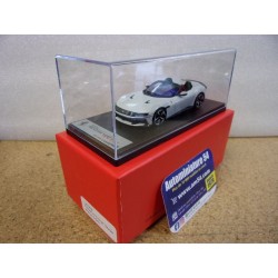 Ferrari 12 Cilindri Spider Bianco Artico LS556B Look Smart